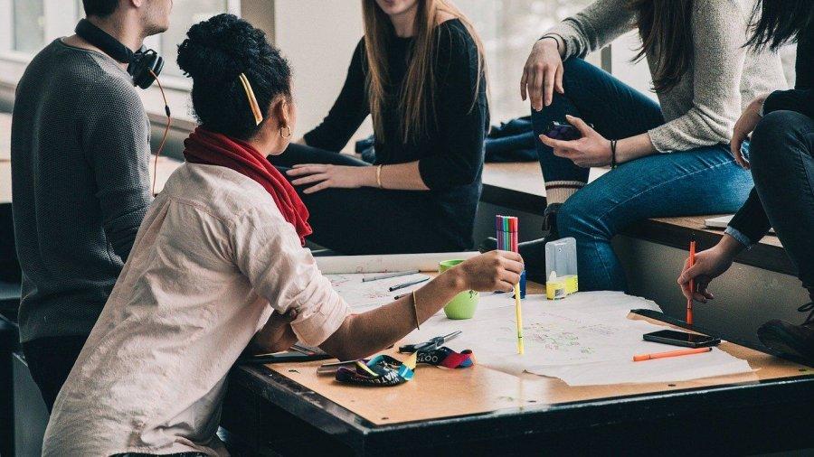 ¿Por qué estudiar con nosotros?