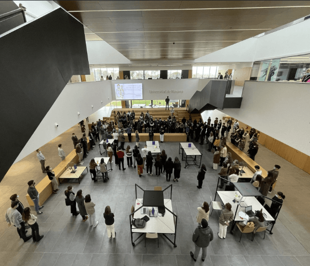 ¿Por qué estudiar con nosotros?