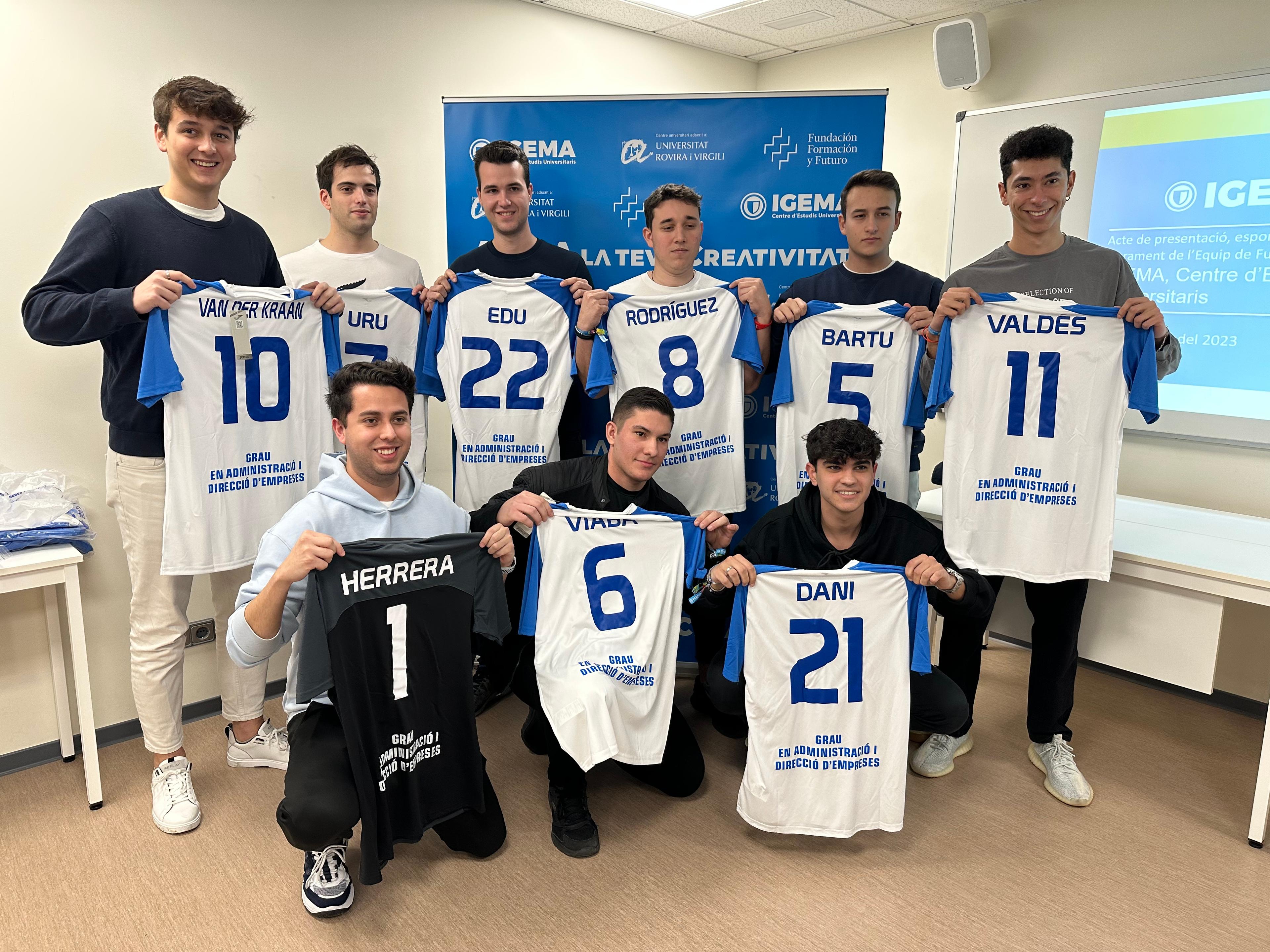 ¿Por qué estudiar con nosotros?