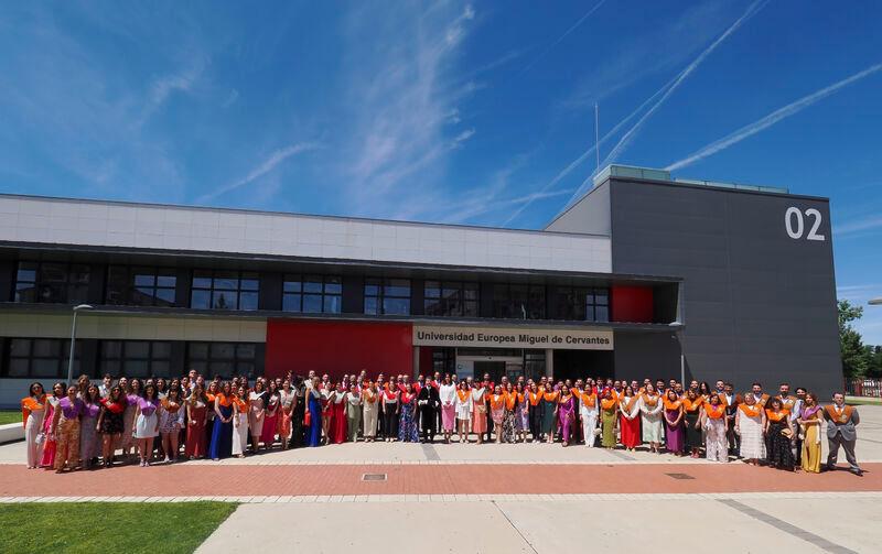 ¿Por qué estudiar con nosotros?